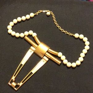 EUC,Ivory beads, enamel necklace gold finish. See pics for measurements